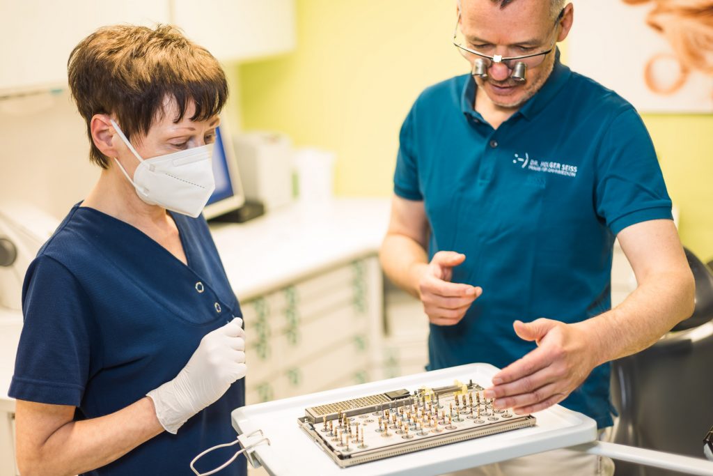 Implantologie bei Zahnarzt Dr. Seiss in Chemnitz 